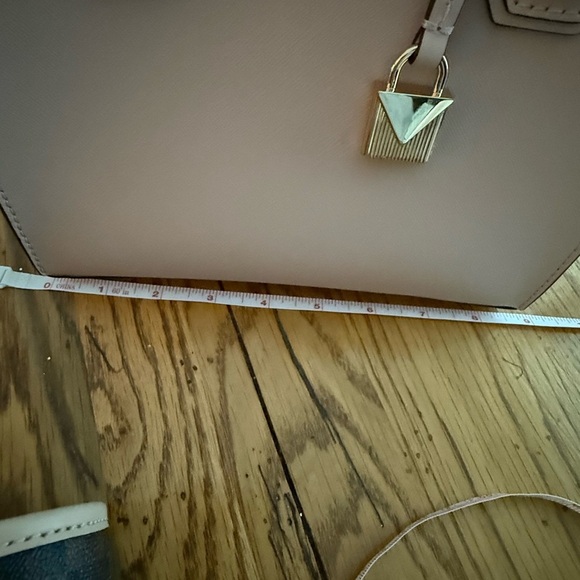 Michael Kors Pink Medium Mercer Crossbody Tote NWOT - Picture 4 of 14